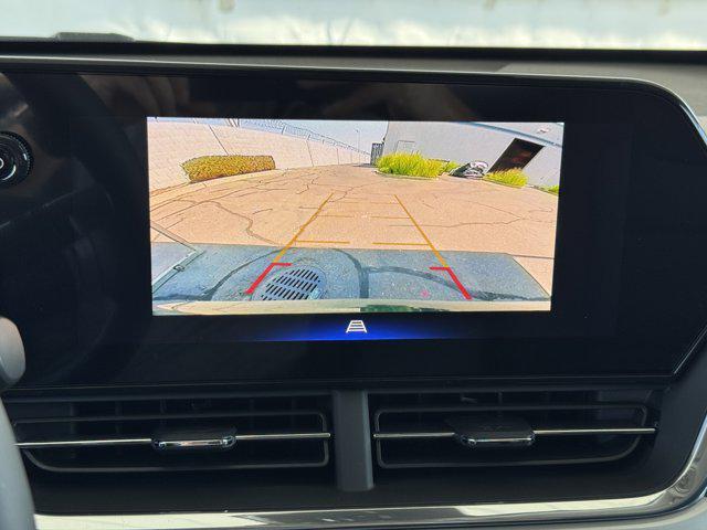 new 2025 Chevrolet Trax car, priced at $25,795