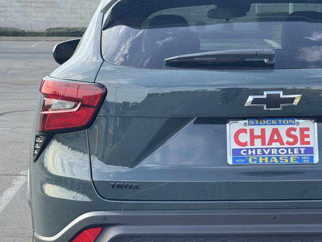 new 2026 Chevrolet Trax car, priced at $26,860