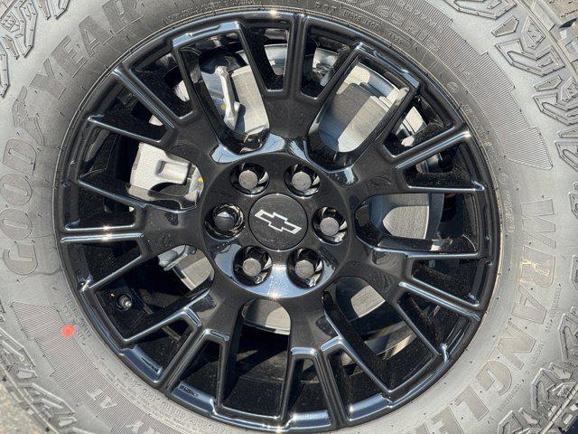 new 2026 Chevrolet Traverse car, priced at $60,450