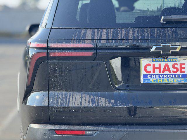 new 2026 Chevrolet Traverse car, priced at $60,450