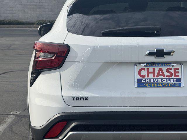 new 2026 Chevrolet Trax car, priced at $26,860