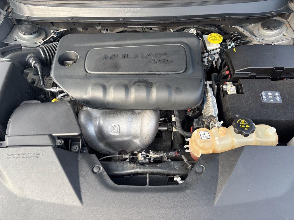 used 2019 Jeep Cherokee car, priced at $16,372