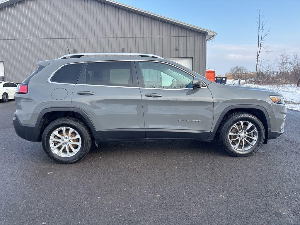 used 2019 Jeep Cherokee car, priced at $16,372