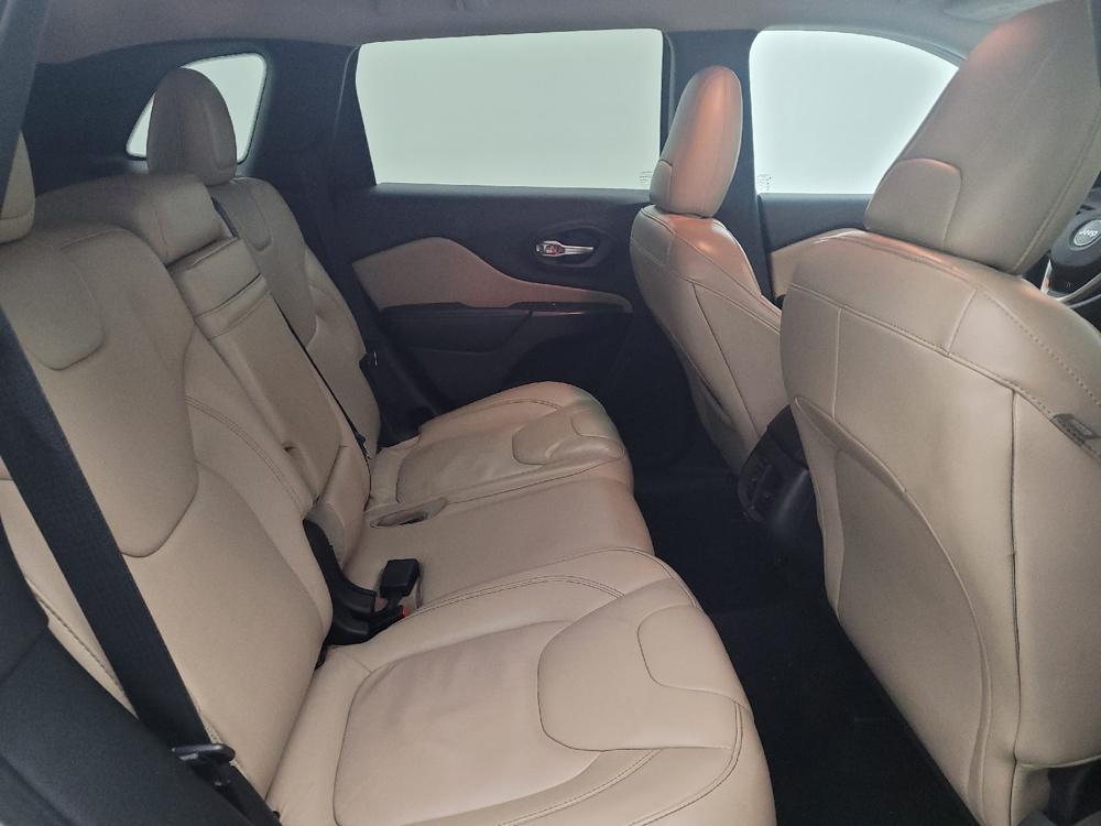 used 2015 Jeep Cherokee car, priced at $13,495