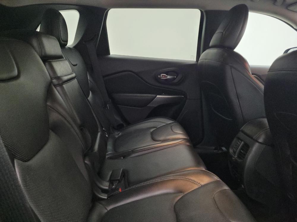 used 2019 Jeep Cherokee car, priced at $18,195
