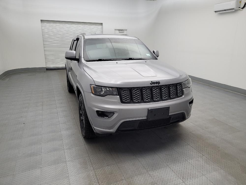 used 2019 Jeep Grand Cherokee car, priced at $19,195