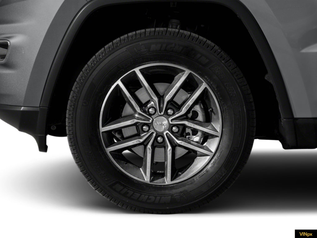 used 2018 Jeep Grand Cherokee car, priced at $19,495