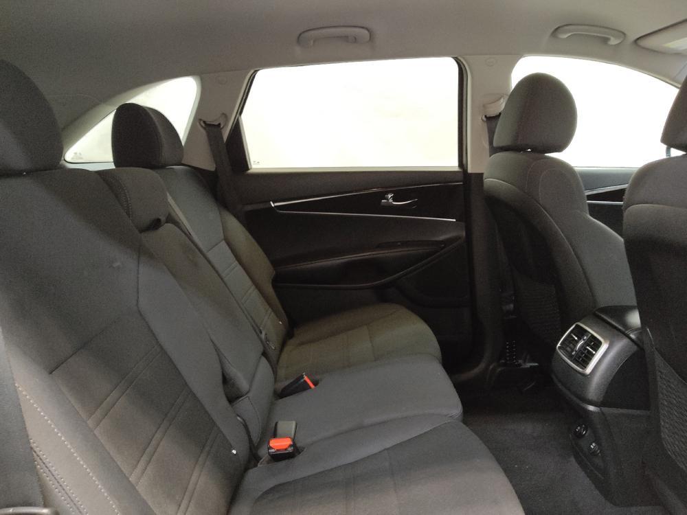 used 2019 Kia Sorento car, priced at $17,895