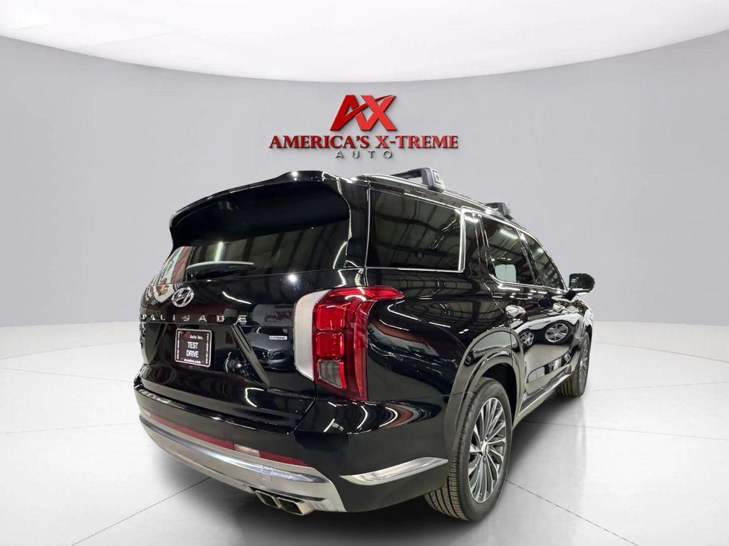 used 2024 Hyundai Palisade car, priced at $37,124