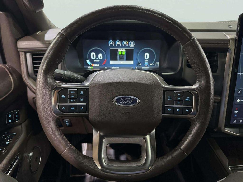 used 2023 Ford Expedition car, priced at $43,499