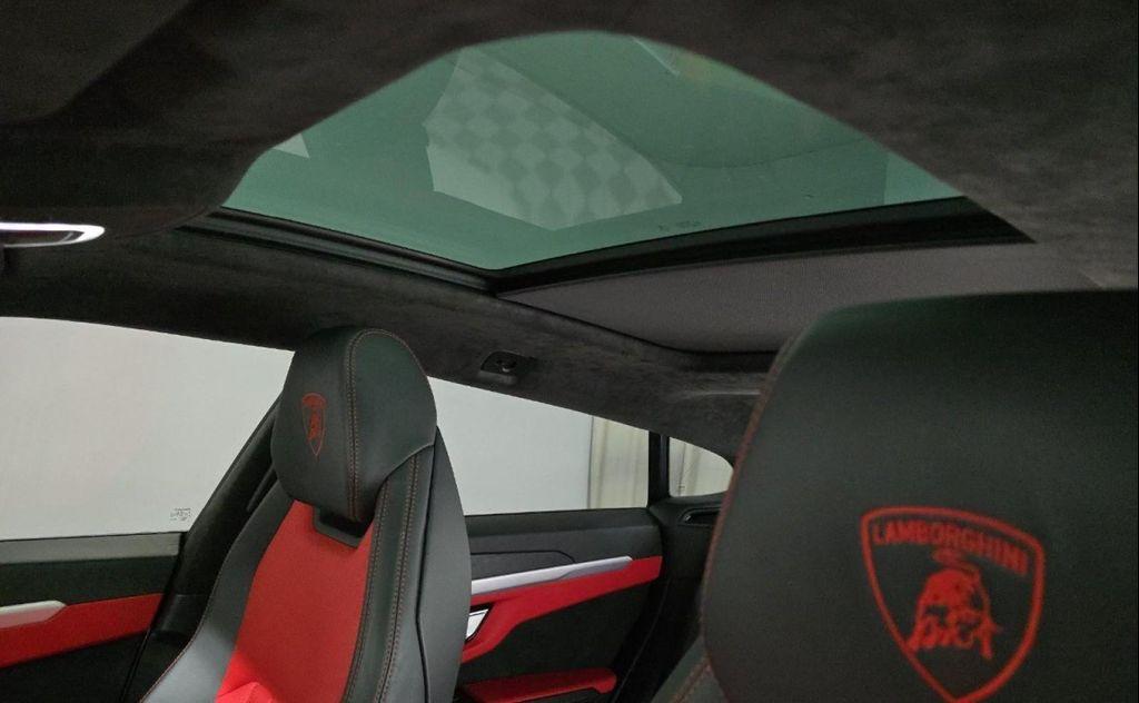 used 2019 Lamborghini Urus car, priced at $158,999