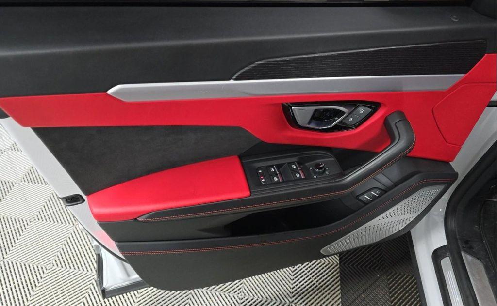 used 2019 Lamborghini Urus car, priced at $158,999