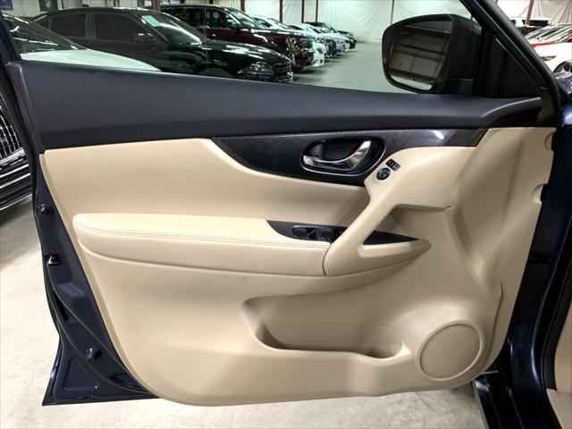 used 2015 Nissan Rogue car, priced at $10,394