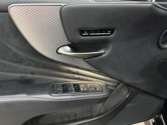 used 2018 Lexus LS 500 car, priced at $36,359