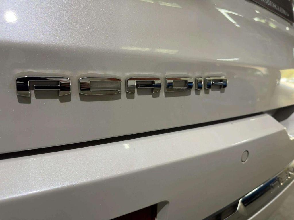 used 2021 GMC Acadia car, priced at $23,499