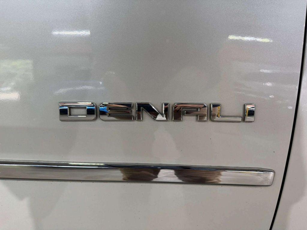 used 2016 GMC Yukon car, priced at $23,264