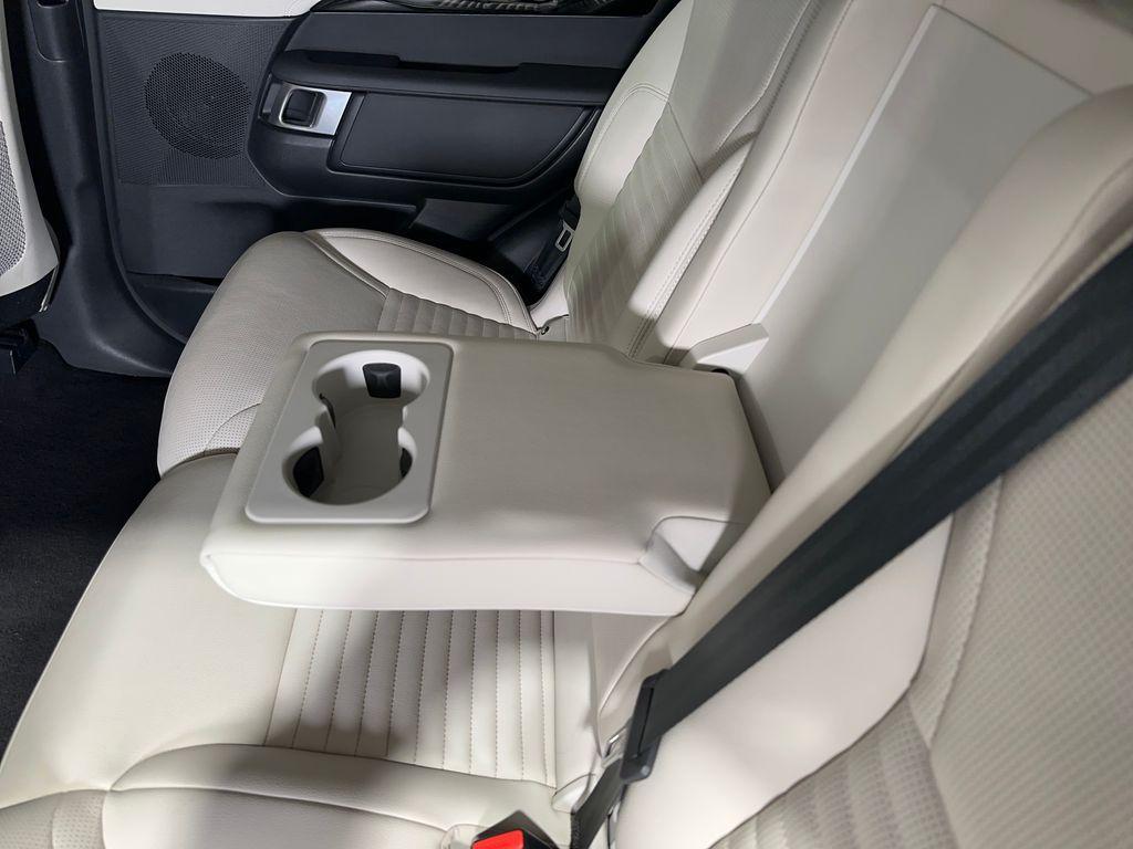 used 2024 Land Rover Discovery car, priced at $30,999