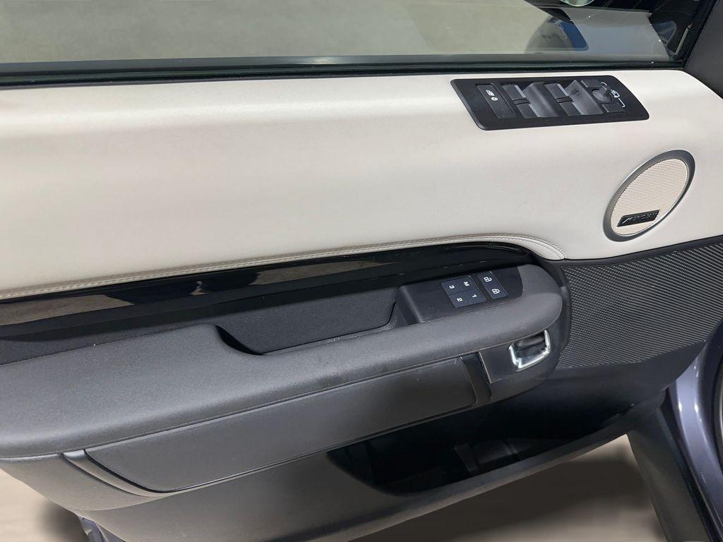 used 2024 Land Rover Discovery car, priced at $30,999