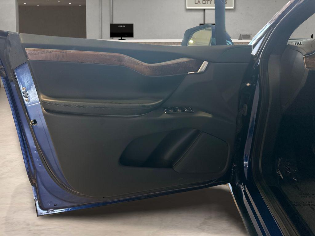 used 2020 Tesla Model X car, priced at $36,599
