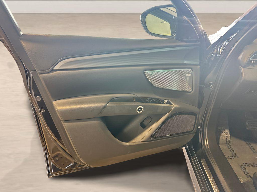 used 2024 Maserati Grecale car, priced at $27,999