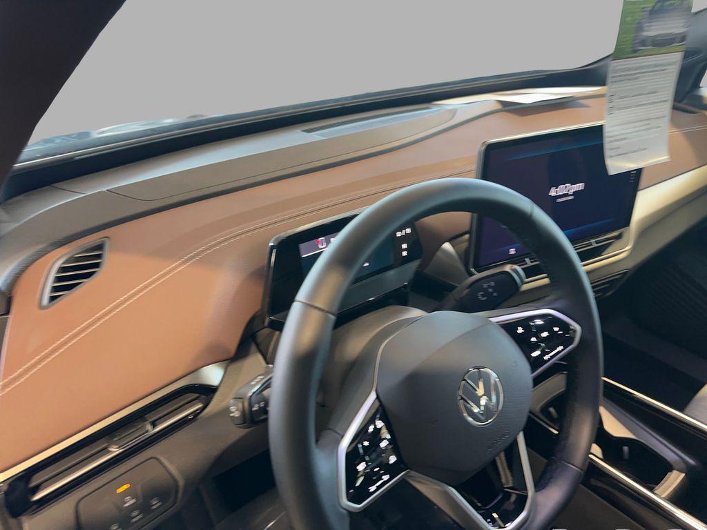 used 2025 Volkswagen ID.4 car, priced at $26,999