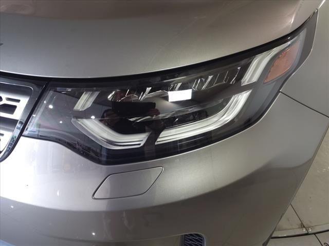 used 2018 Land Rover Discovery car