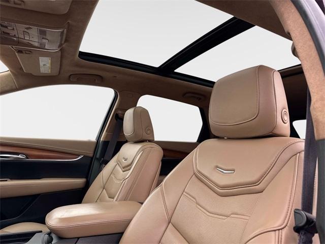 used 2018 Cadillac XT5 car, priced at $20,888