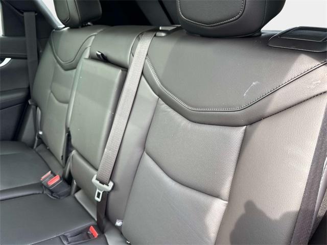 new 2026 Cadillac XT5 car, priced at $60,370