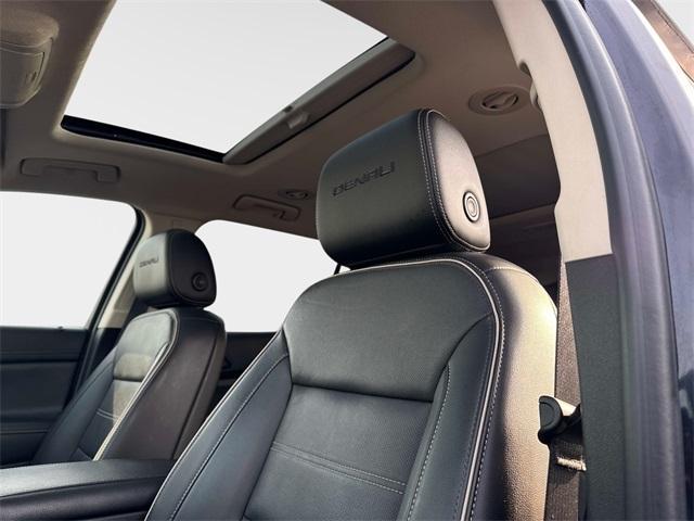 used 2022 GMC Acadia car, priced at $27,991