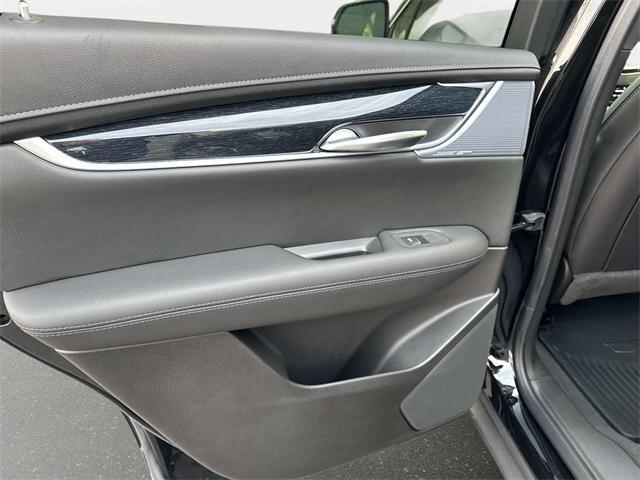 new 2026 Cadillac XT5 car, priced at $60,285