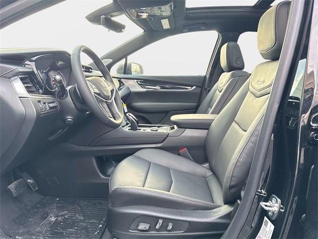 new 2026 Cadillac XT5 car, priced at $60,285