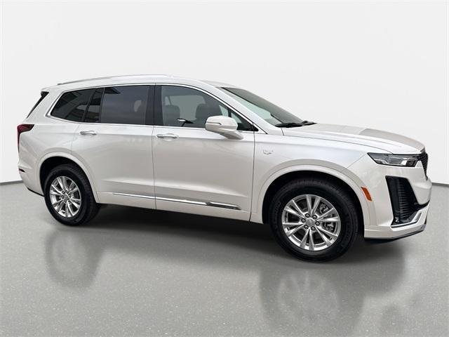 new 2025 Cadillac XT6 car, priced at $44,526