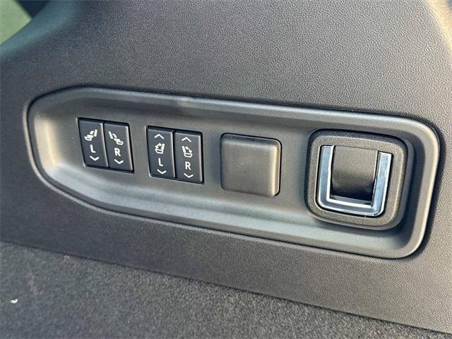 new 2026 Cadillac VISTIQ car, priced at $77,857