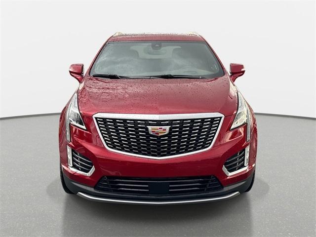new 2025 Cadillac XT5 car, priced at $49,371