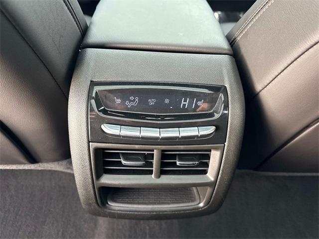 new 2025 Cadillac XT5 car, priced at $49,371