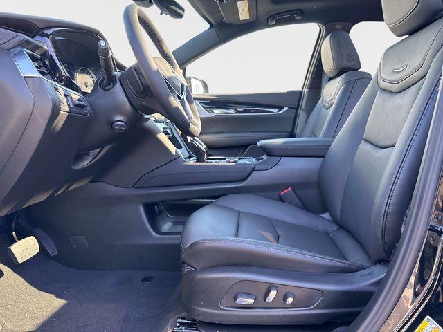 new 2026 Cadillac XT5 car, priced at $59,740