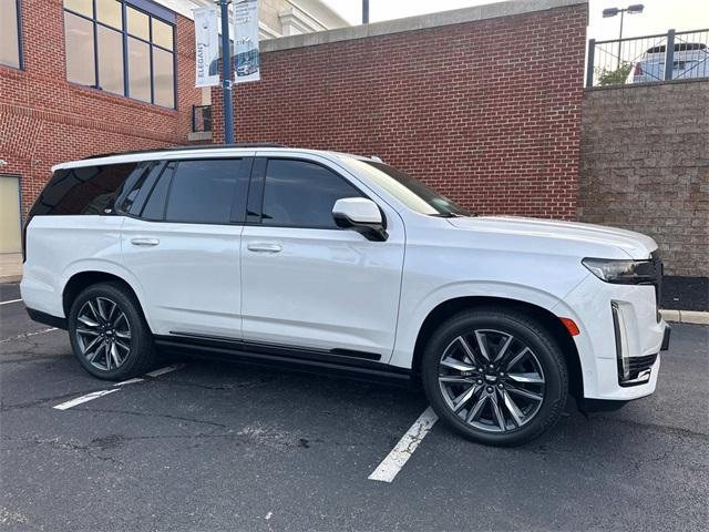 2021 Crystal White Tri-Coat Cadillac Escalade