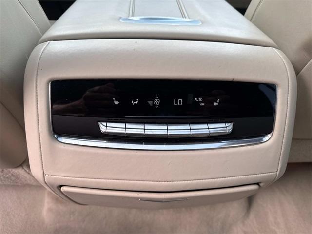 2021 Crystal White Tri-Coat Cadillac Escalade