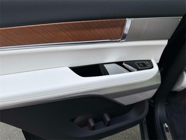 new 2026 Cadillac VISTIQ car, priced at $78,014