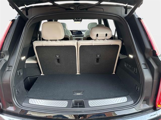 new 2026 Cadillac VISTIQ car, priced at $78,014