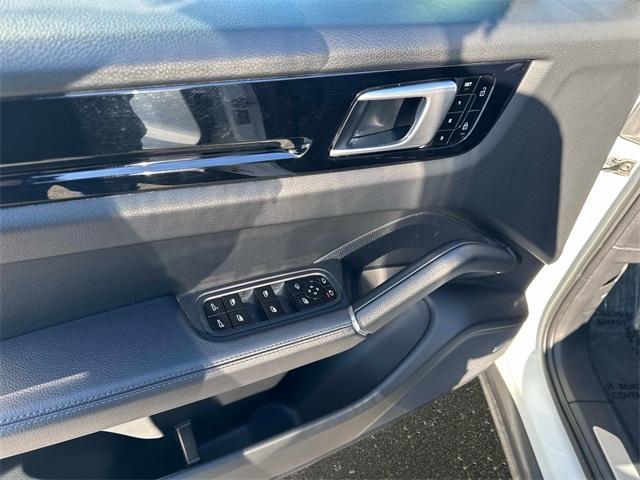 used 2021 Porsche Cayenne car, priced at $42,888