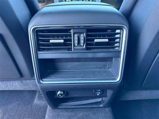 used 2021 Porsche Cayenne car, priced at $42,888