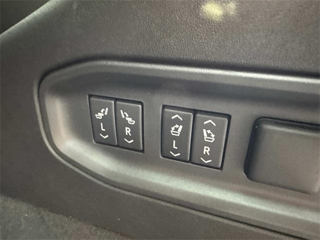 new 2026 Cadillac VISTIQ car, priced at $78,407