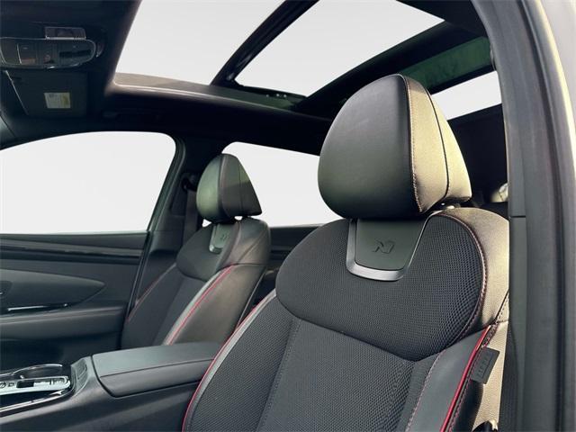 used 2024 Hyundai TUCSON Hybrid car, priced at $25,991