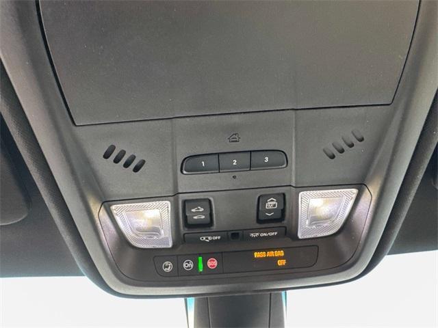 used 2017 Cadillac XT5 car, priced at $15,888