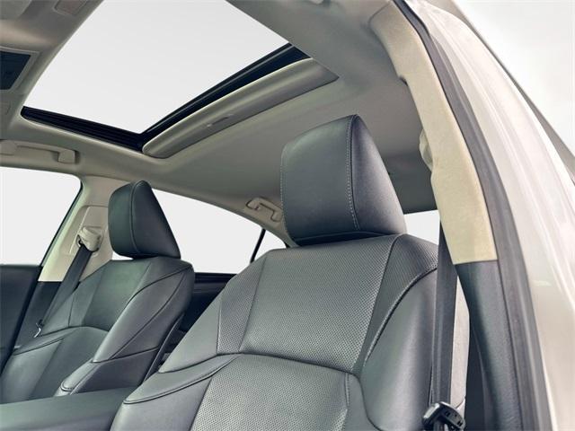 used 2020 Lexus ES 350 car, priced at $31,991