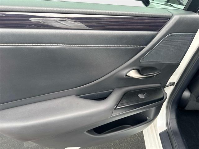 used 2020 Lexus ES 350 car, priced at $31,991