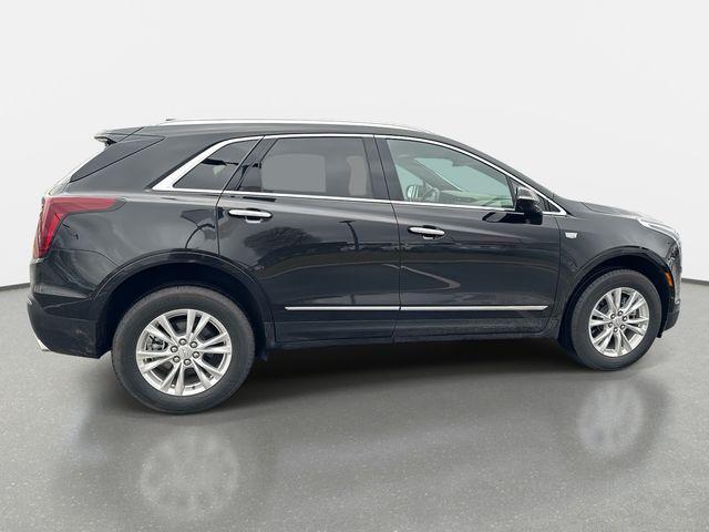 new 2025 Cadillac XT5 car, priced at $39,128