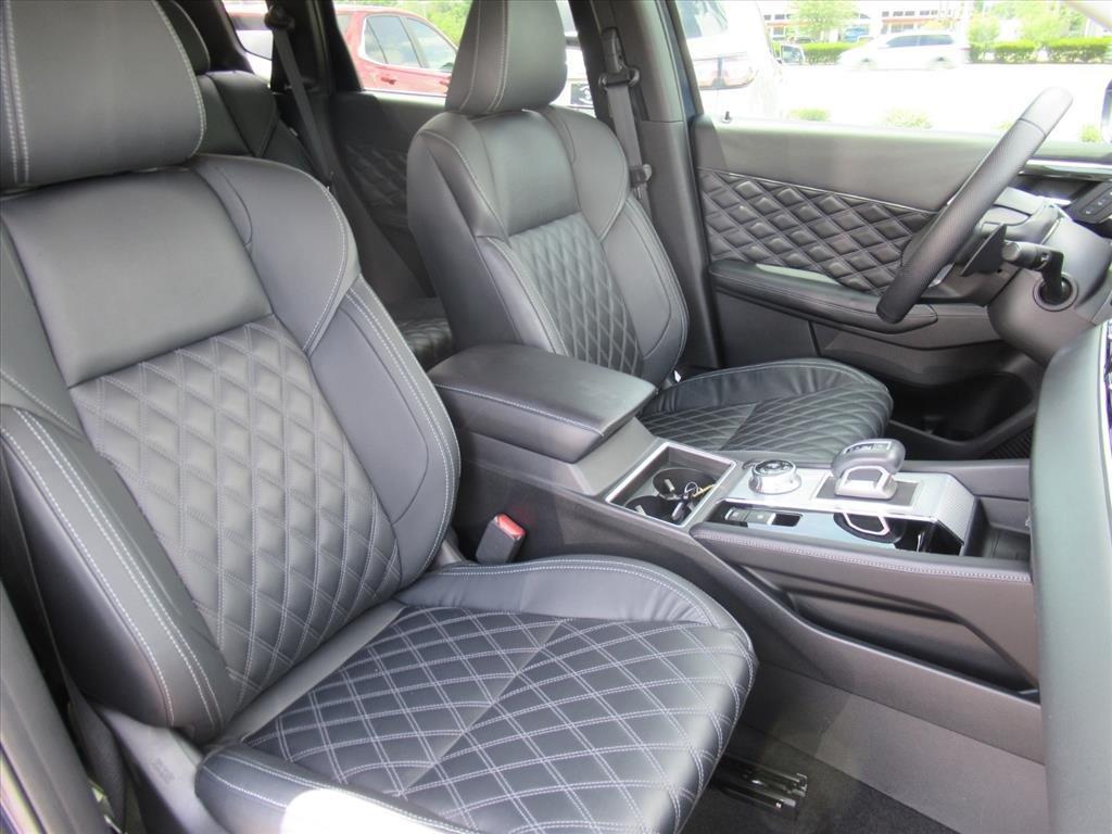 used 2022 Mitsubishi Outlander car, priced at $23,094
