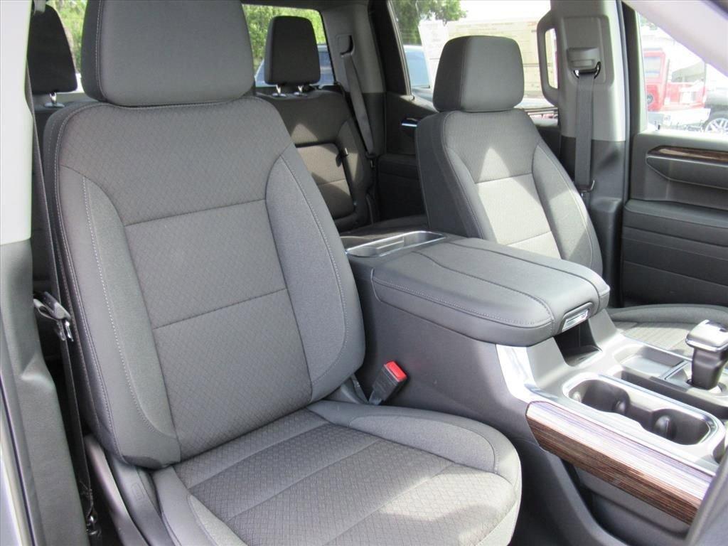new 2026 GMC Sierra 1500 car, priced at $58,998